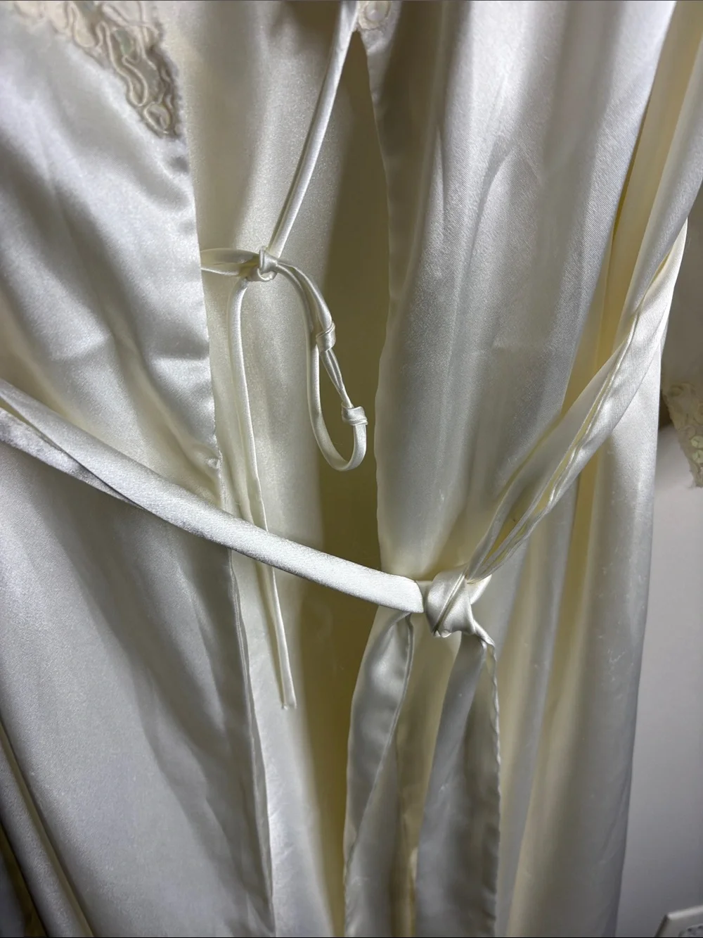 Vintage Victoria's Secret Cream Satin Robe and Lace Chemise Set
